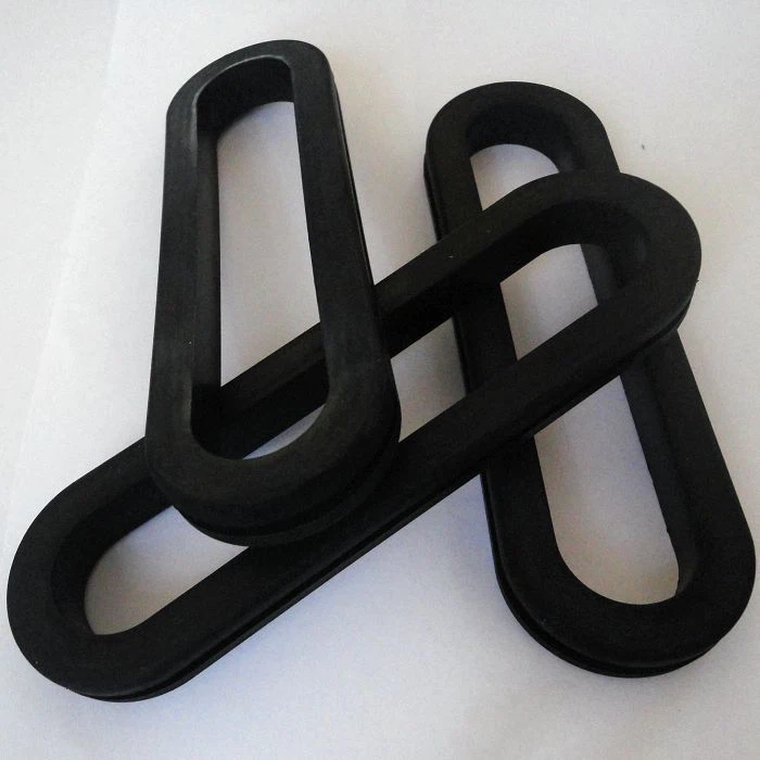 Duże owalne gumowe przelotki